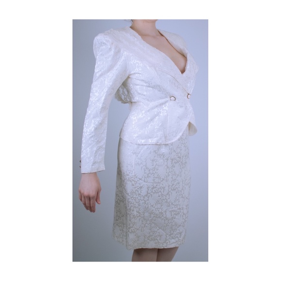 Vintage 80s Lace Baroque 2Pc Suit Blazer & Skirt - Picture 2 of 4